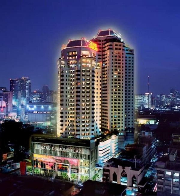 Grand Diamond Suites Hotel image 1