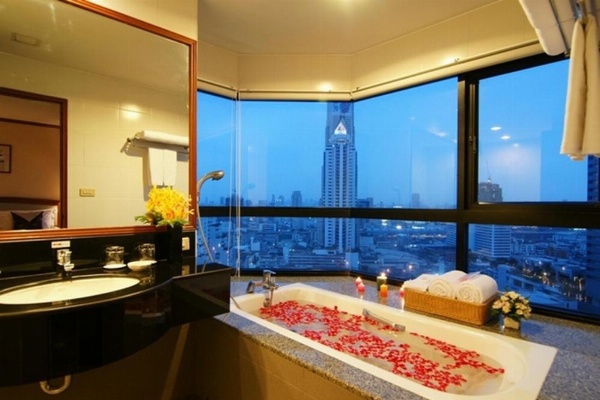 Grand Diamond Suites Hotel image 10